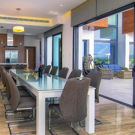 Vilă Villa Deluxe Avyana Peyia